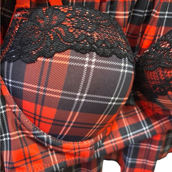 Set - Picture 5 of 7